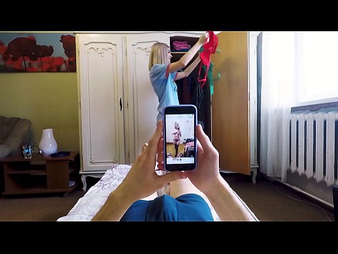 ❤️ O Stepsister fez seu irmão vir logo antes de sua mãe voltar para casa Porno em nós ❌❤