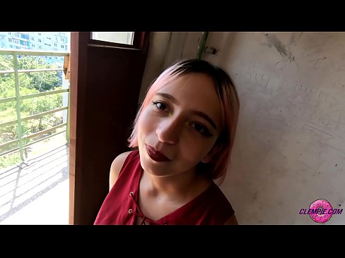 ❤️ Estudante Sensual Chupa um Estranho no Outback - Cum On His Face Porno em nós ❌❤